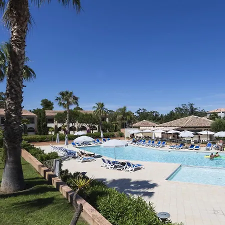 Apartment Spacious With Balcony On The East Coast Of Corsica